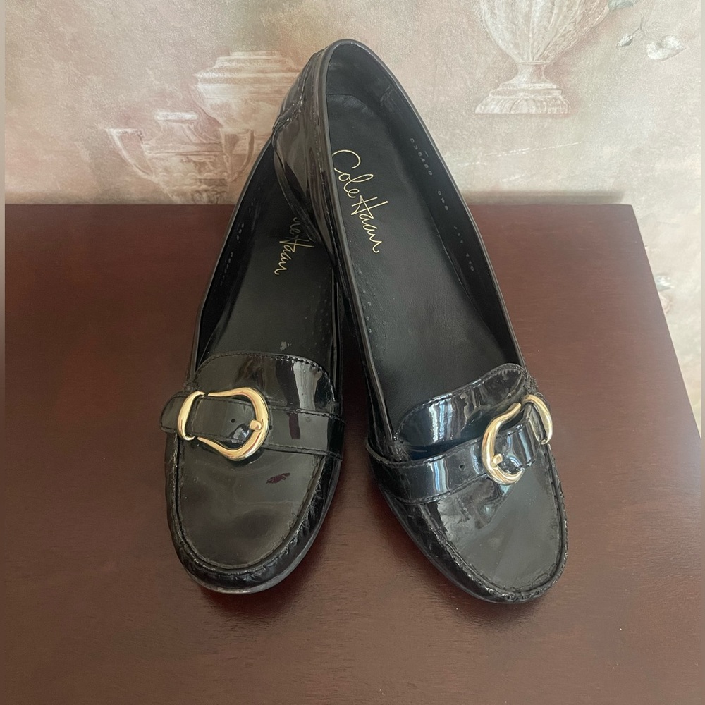 COLE HAAN BLACK PATENT LEATHER BUCKLE LOAFERS SIZE 8.5 - Picture 4 of 9